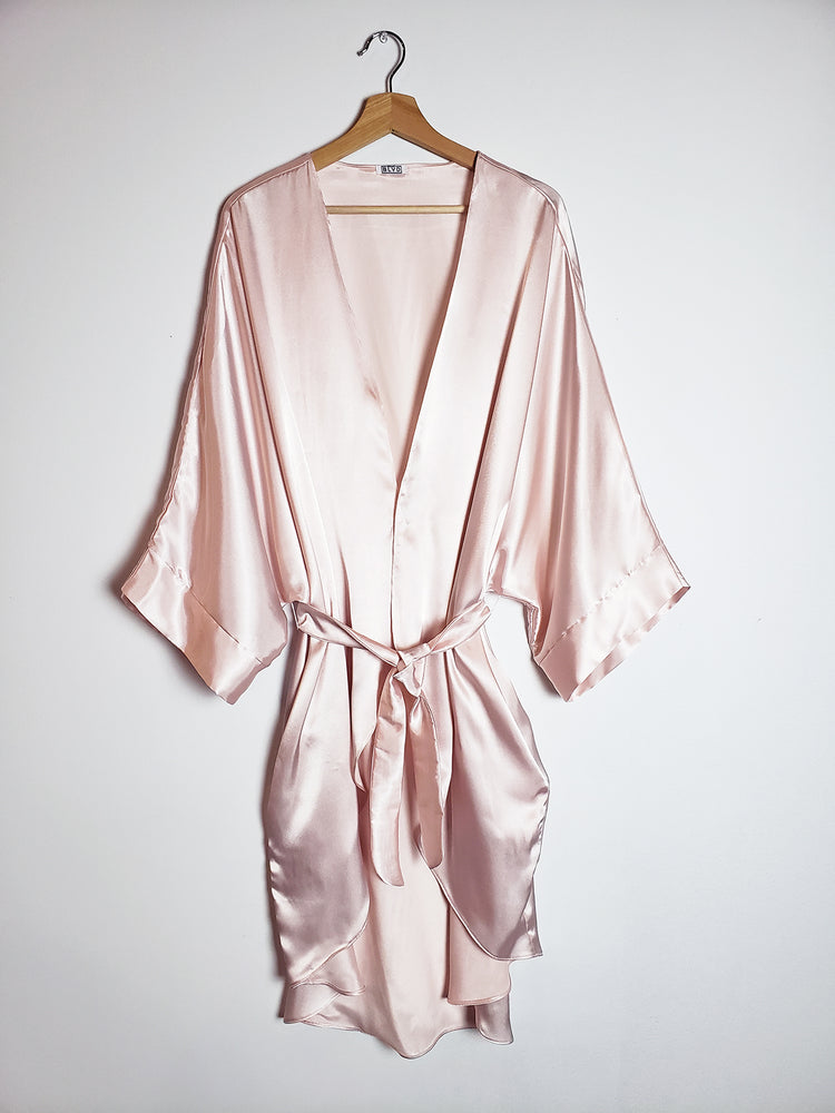 Kimono with Tie: Pale Pink